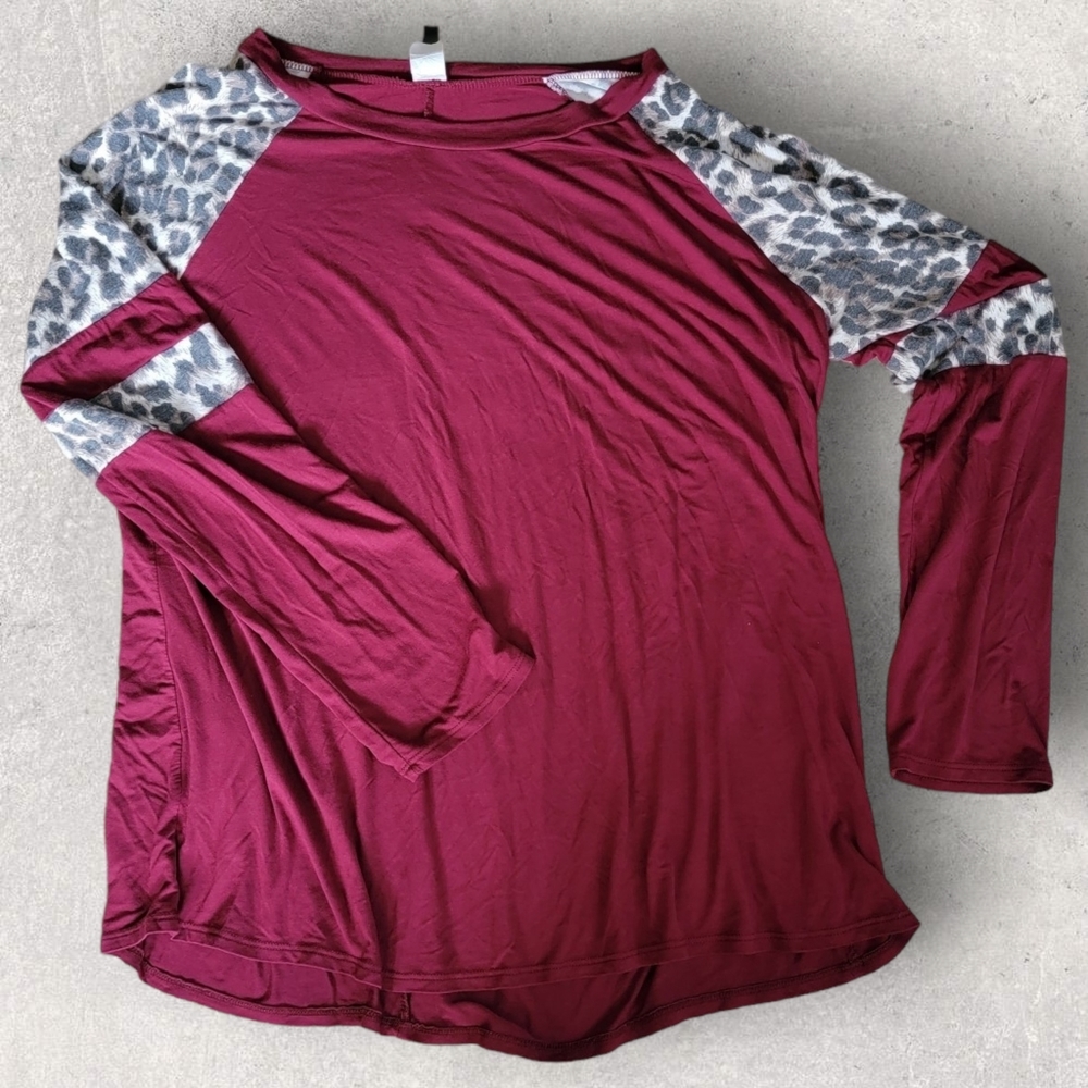 Boutique Brand Long-sleeve T-Shirt. Maroon & Leopard Print. Woman's 3X Plus Size